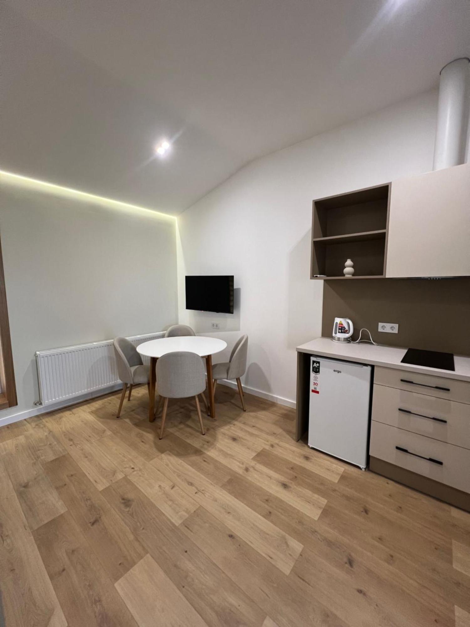 Apartment Suite Mukachevo Exterior foto