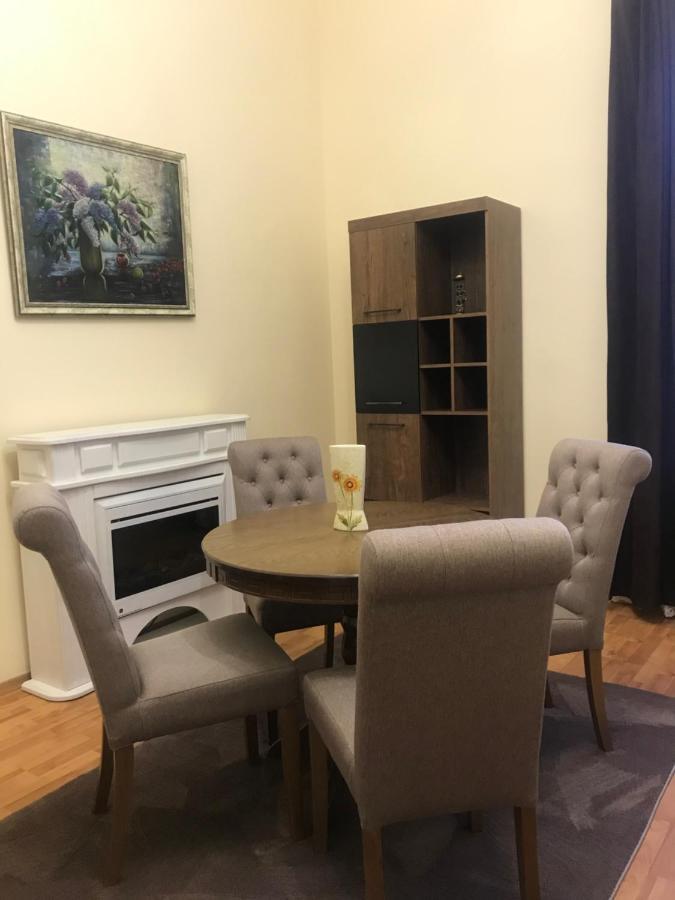 Apartment Suite Mukachevo Exterior foto